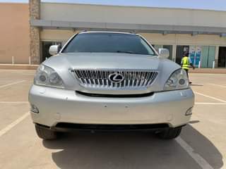 A picture of FOREIGN STANDARD 2006 LEXUS RX350