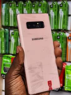 A picture of Note8..64gb..6gb..420k..clear camera .0758206953