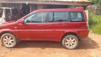 A picture of HRV 2000 model Automatic transmission buy and drive Engine and