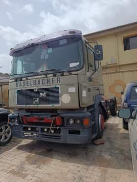 A picture of BARELY USED MAN DIESEL TRUCK CLEAN IN AND OUT 6TYRES