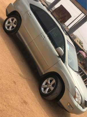 A picture of Lexus RX 350 2008 first body 08122733790
