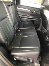 A picture of Clean Title Toyota Highlander 017 modele
