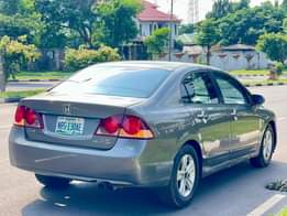 A picture of URGENT MONEY NEEDED HONDA CIVIC IROBOT 2006 MODEL CONDITION IN