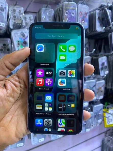 A picture of Iphone xr