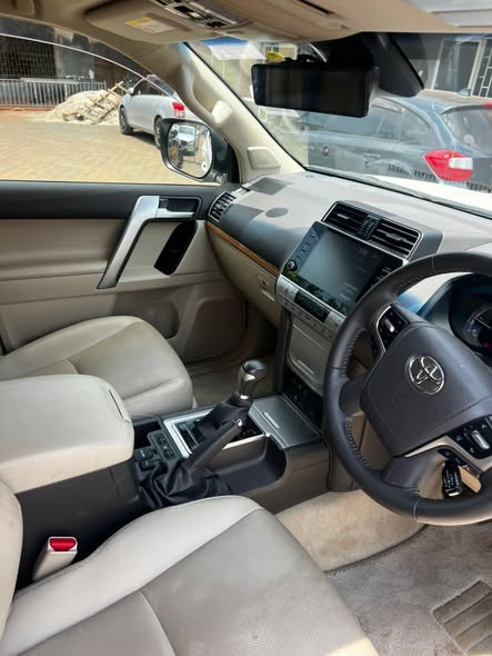 A picture of Landcruiser Prado TX 0700327795
