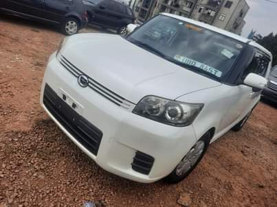 A picture of Toyota rumion