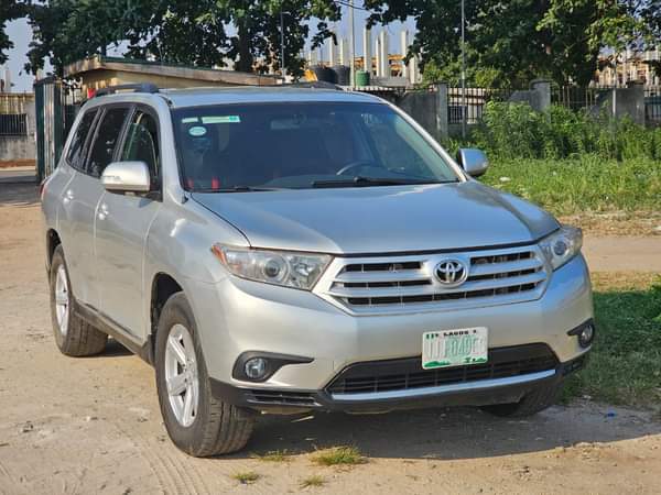 A picture of SERIOUS BUYER ONLY SHOULD DM FOR PRICE TAG PLEASE REGISTERED