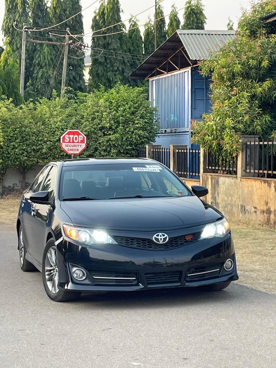 A picture of TOYOTA CAMRY SE Foreign used 2014 Model Original duty 14.6m