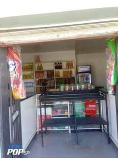 shops