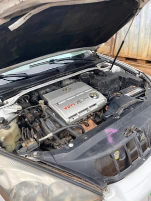 A picture of Neatly used es300