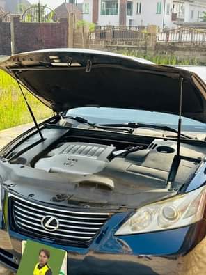 A picture of Owner needs money now 6 6m takes home ES350 2008