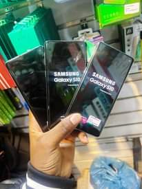 A picture of Uk used smart phones from as low as 140000