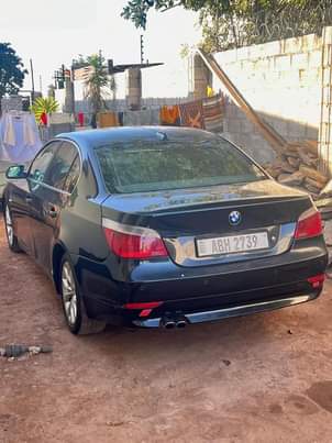 bmw 523i