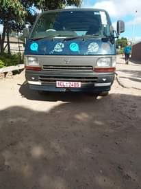 used toyota hiace
