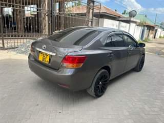 A picture of TOYOTA ALLION