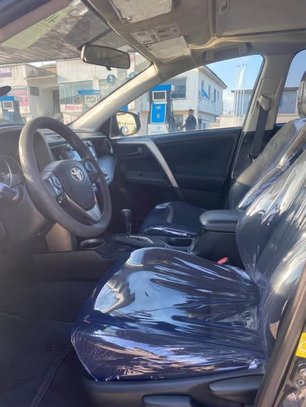 A picture of 17 500 000 DISTRESS SALES ALERT FOREIGN USED 2015 TOYOTA