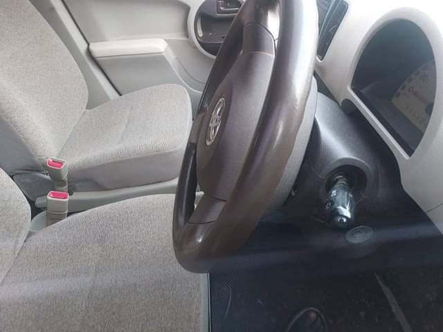 A picture of 2010 Toyota passo 2010 1.0cc engine