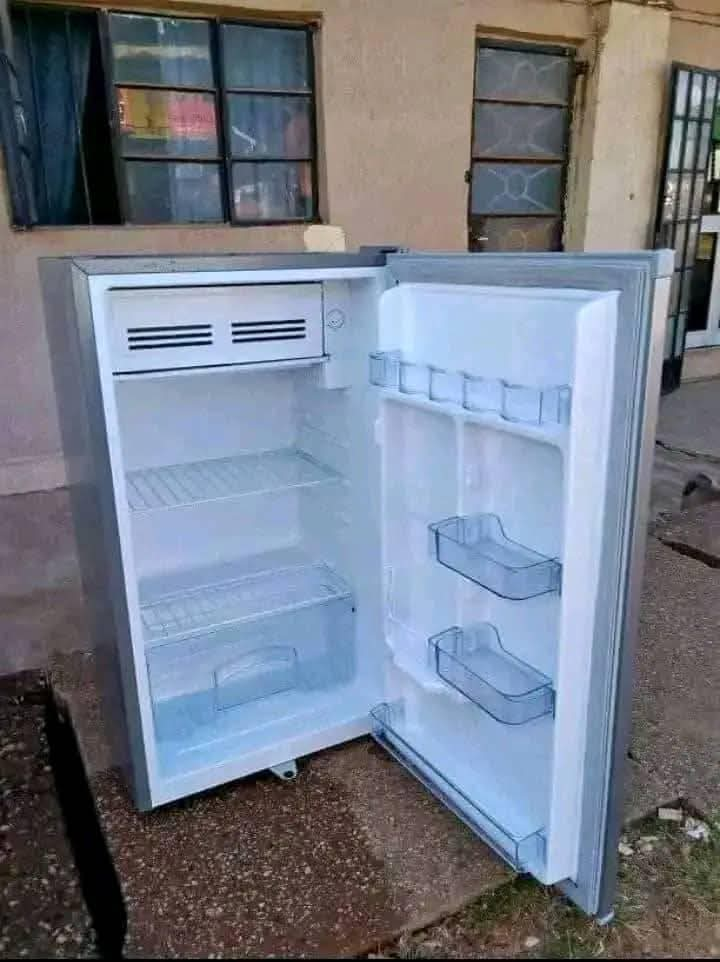 A picture of Fridge