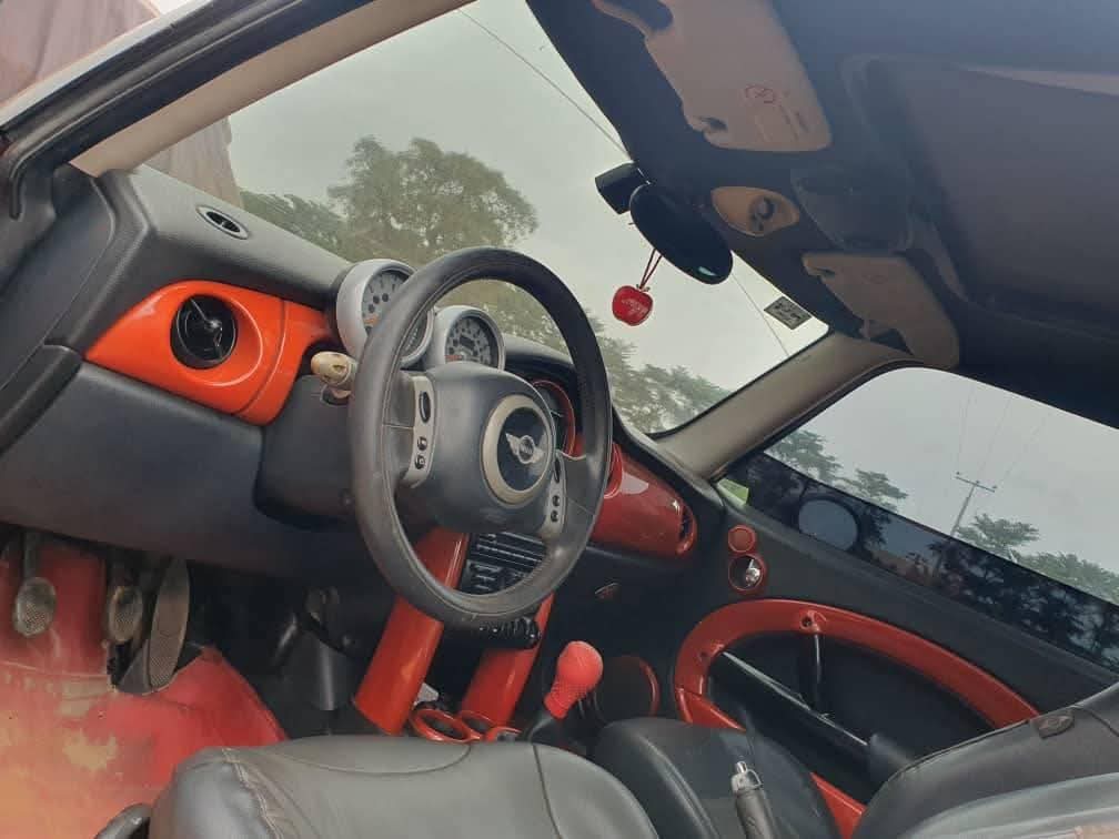A picture of 2006 Mini Cooper 2006