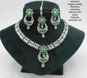 A picture of Necklace sets
