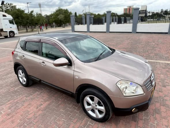 A picture of NISSAN DUALIS 8 7MIL 0655 422 289