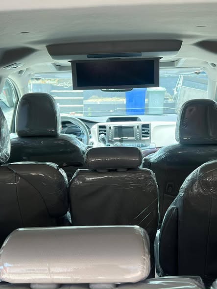 A picture of Foreign used Toyota sienna 2016