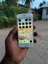 A picture of iPhone 7plain