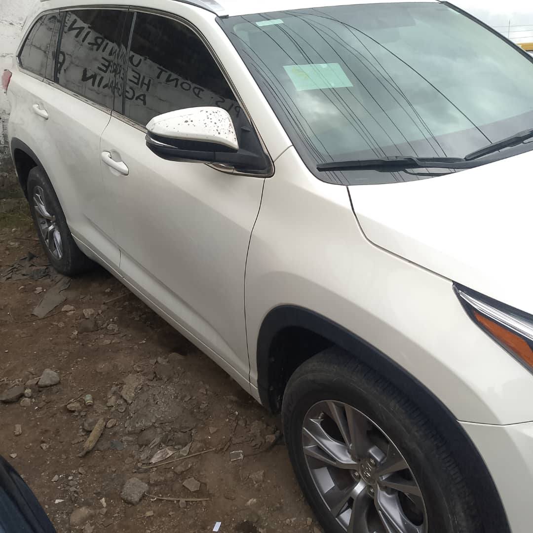 A picture of Toyota Highlander