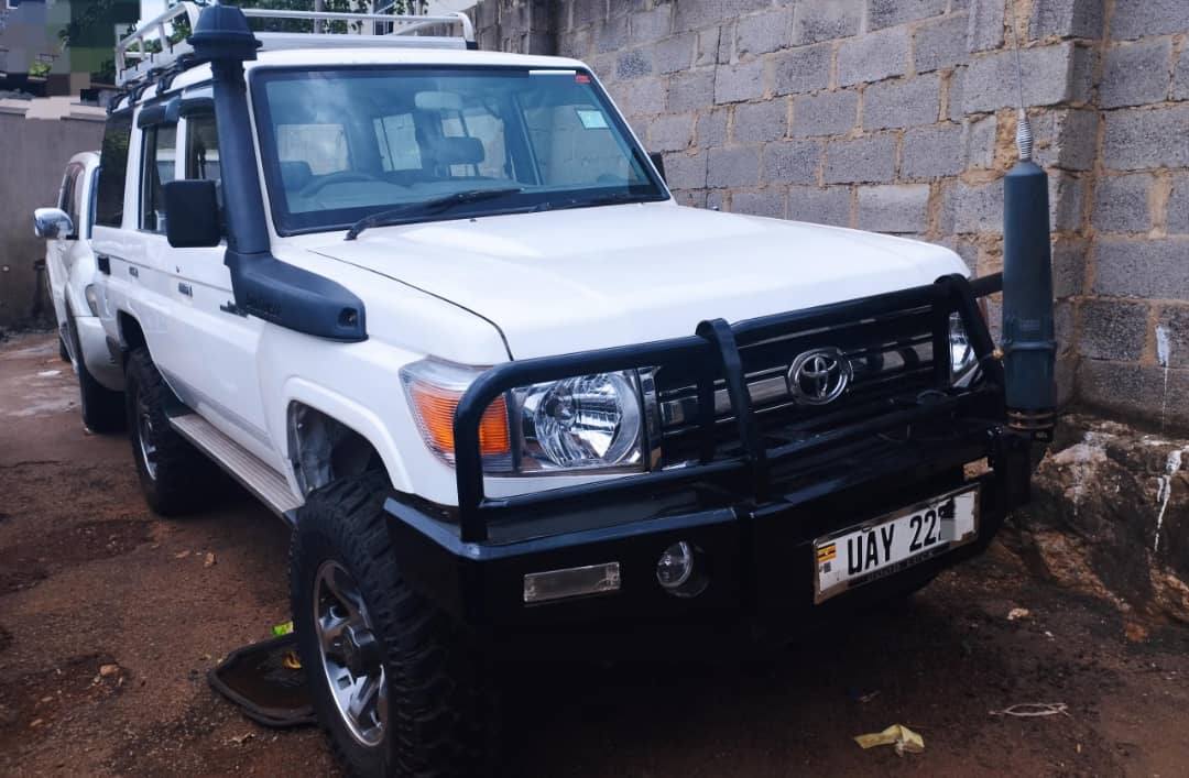 A picture of Land cruiser hardtop