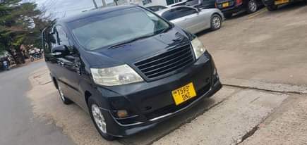 A picture of ALPHARD 2003