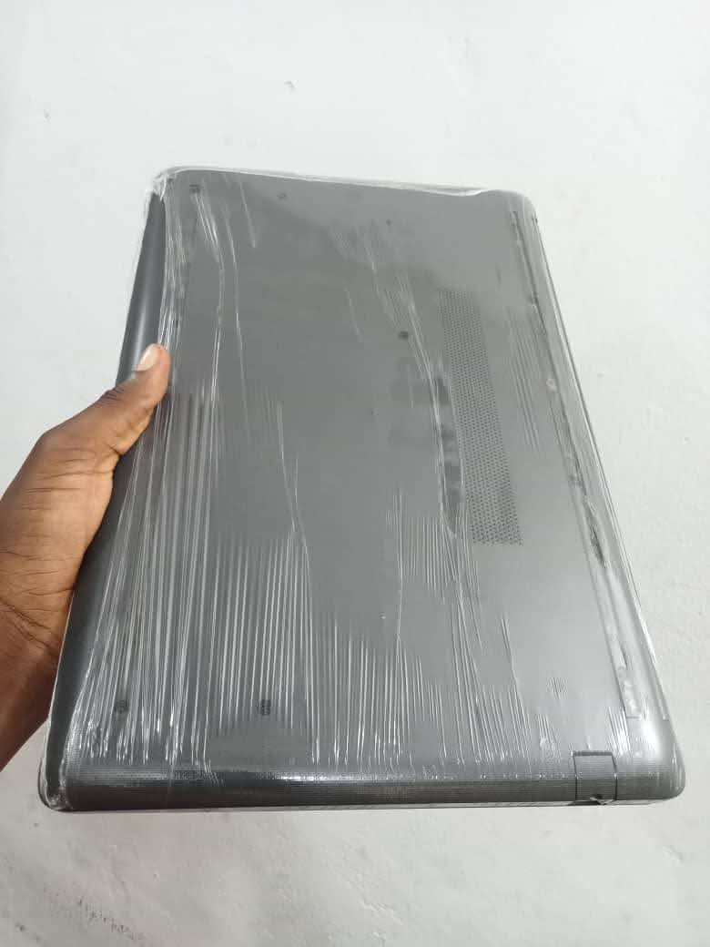 A picture of Hp 250 G7 Notebook Foreign used Intel celeron 4gb ram