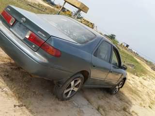 A picture of Toyota Camry 2001 Model