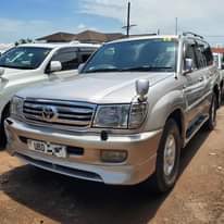 A picture of V8 2002 65M