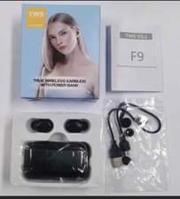 A picture of Bluetooth Earpods