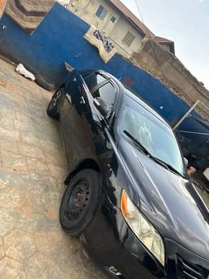 A picture of Toyota Camry model 08