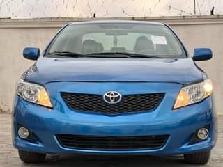 A picture of 2010 TOYOTA COROLLA LE