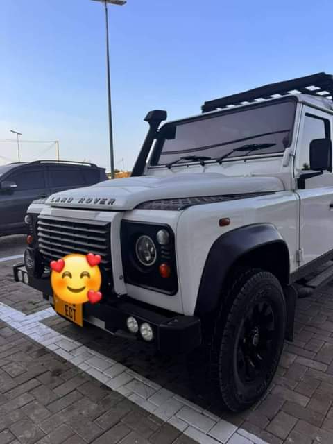 A picture of car