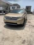 A picture of Toyota Highlander 08