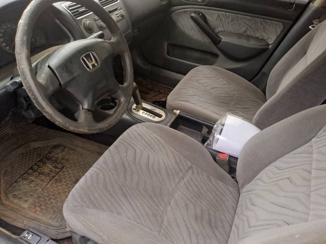 A picture of Honda civic 05 2005 model Ac needs gas Idimu Car