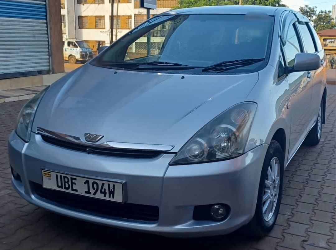 A picture of TOYOTA RAUM UAW 15 5m