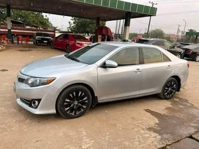 A picture of Toyota Camry spider Year 2014 AC 100 Gear 100 Engine