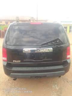 A picture of 2011 Honda Honda pilot Le