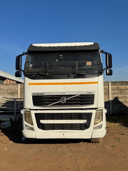 volvo fh truck