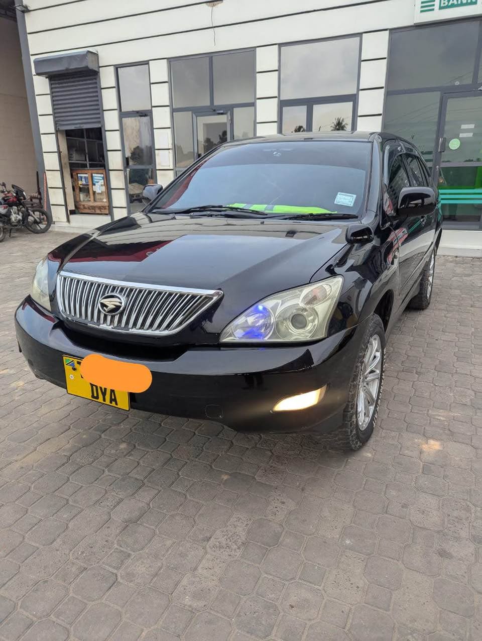 A picture of HARRIER NEW MODEL