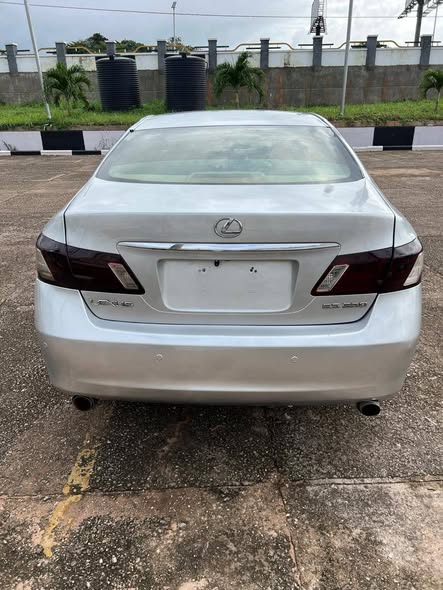 A picture of 2008 Clean Lexus ES 350
