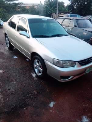 A picture of 2001 Toyota Corolla Corolla