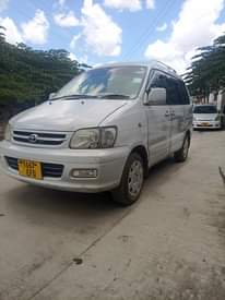 A picture of TOYOTA NOAH T667 EFQ