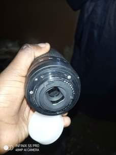A picture of Lens ya nikon 70 300 bado iko vzr