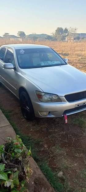 used toyota altezza