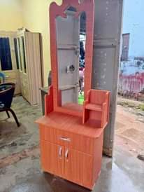 A picture of Dressing mirrors already available at Kasekka furniture